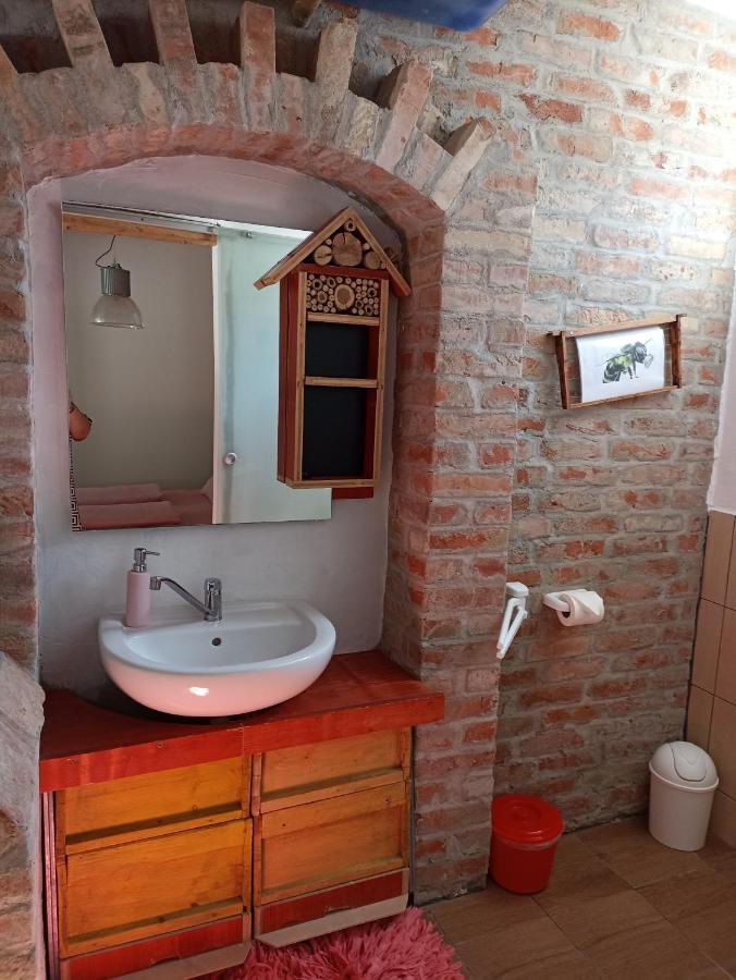 Uj Vilag Apartment Harkány Екстериор снимка