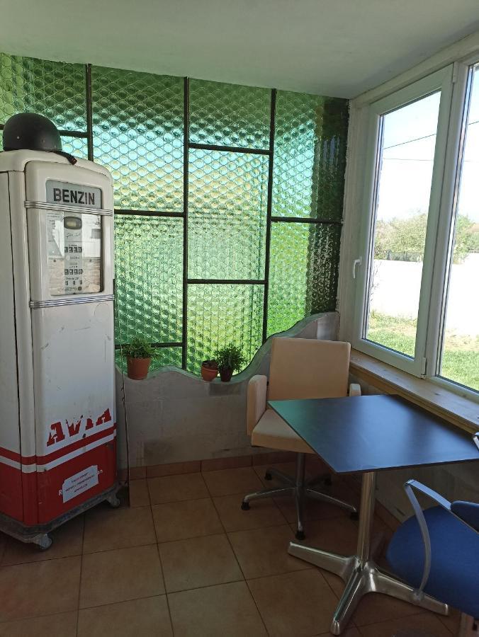 Uj Vilag Apartment Harkány Екстериор снимка